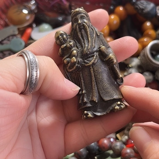 铜****我也很喜欢这个风格