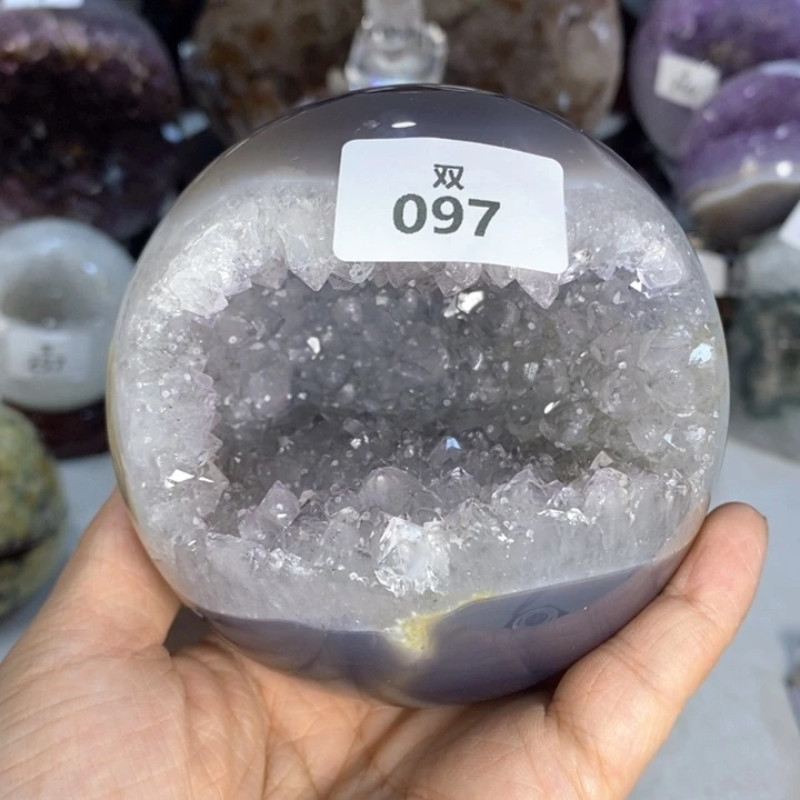 未镶嵌水晶大型摆件（非配饰）