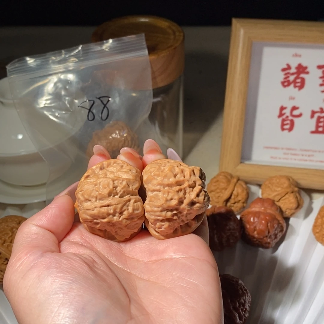 文玩核桃吊坠娃*哈蛙蛙40