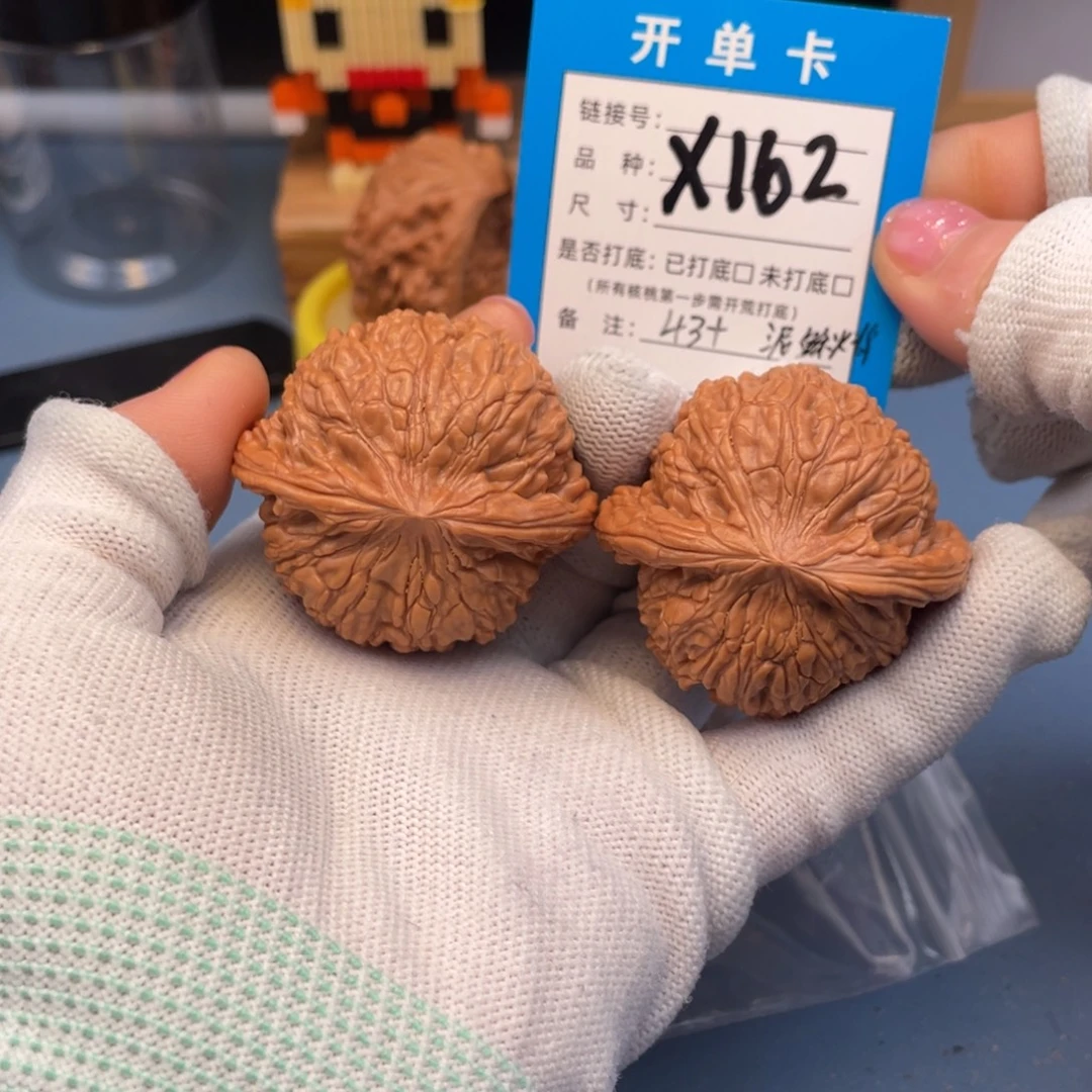 吊坠桃核文玩核桃