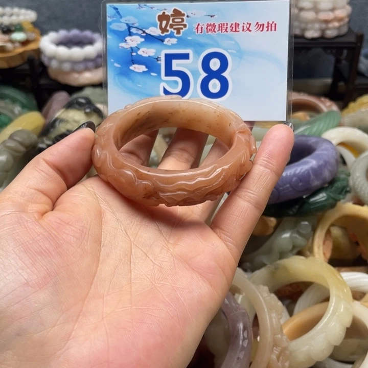 石英岩玉未镶嵌手镯