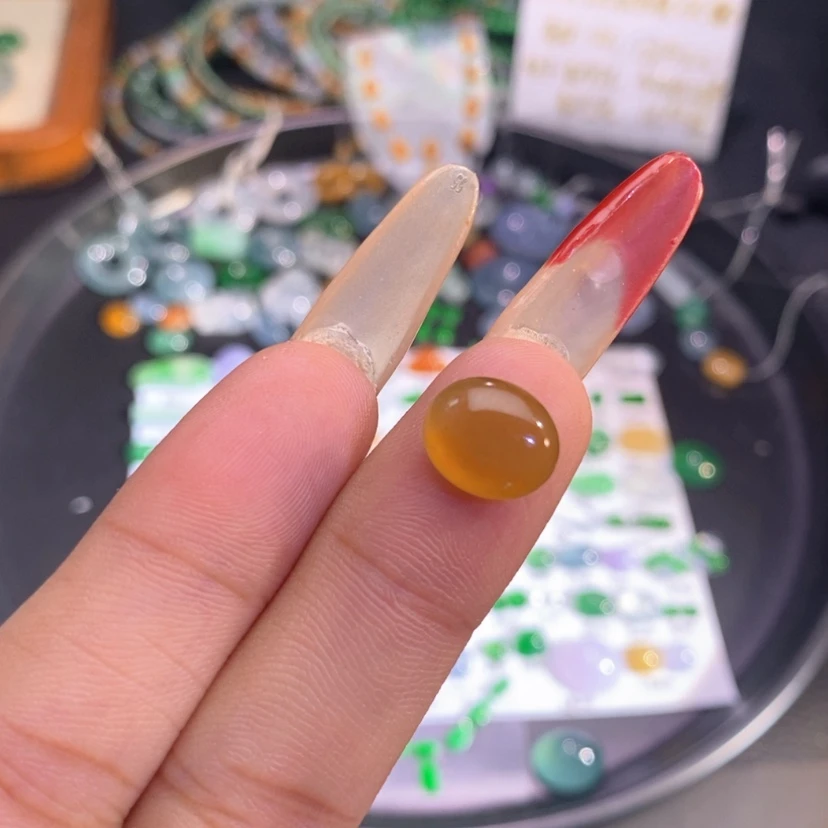 【闪购商品】翡翠挂件未镶嵌蛋