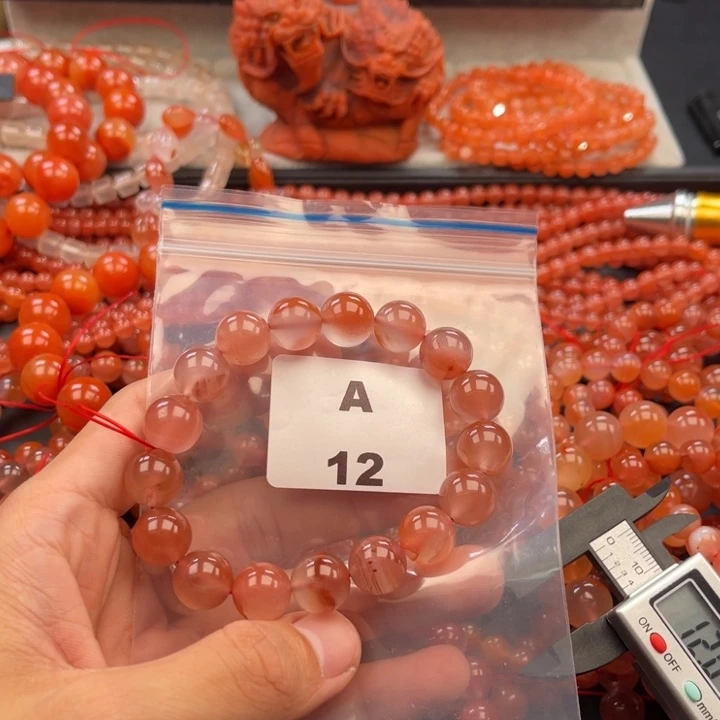 南红玛瑙未镶嵌多样性发货默认微瑕称重12mm