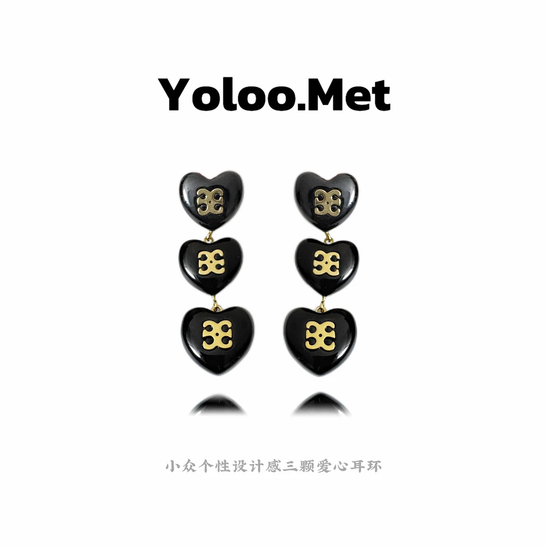 铜合金树脂耳饰 【Yoloo.Met】小众设计感三颗爱心耳环