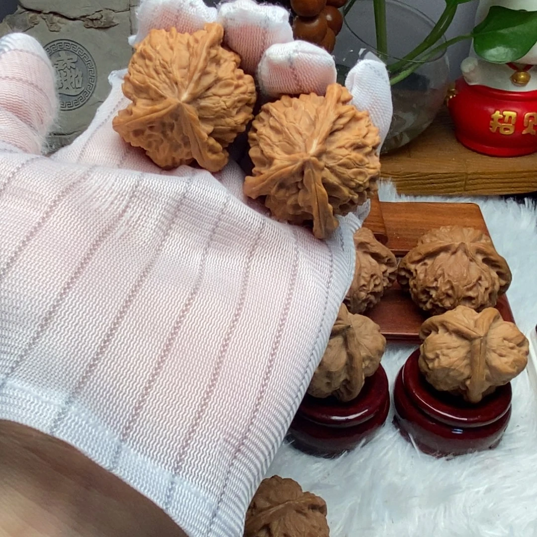 文玩核桃吊坠38尺寸盘山三棱