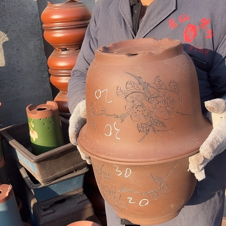紫砂紫砂花盆和小