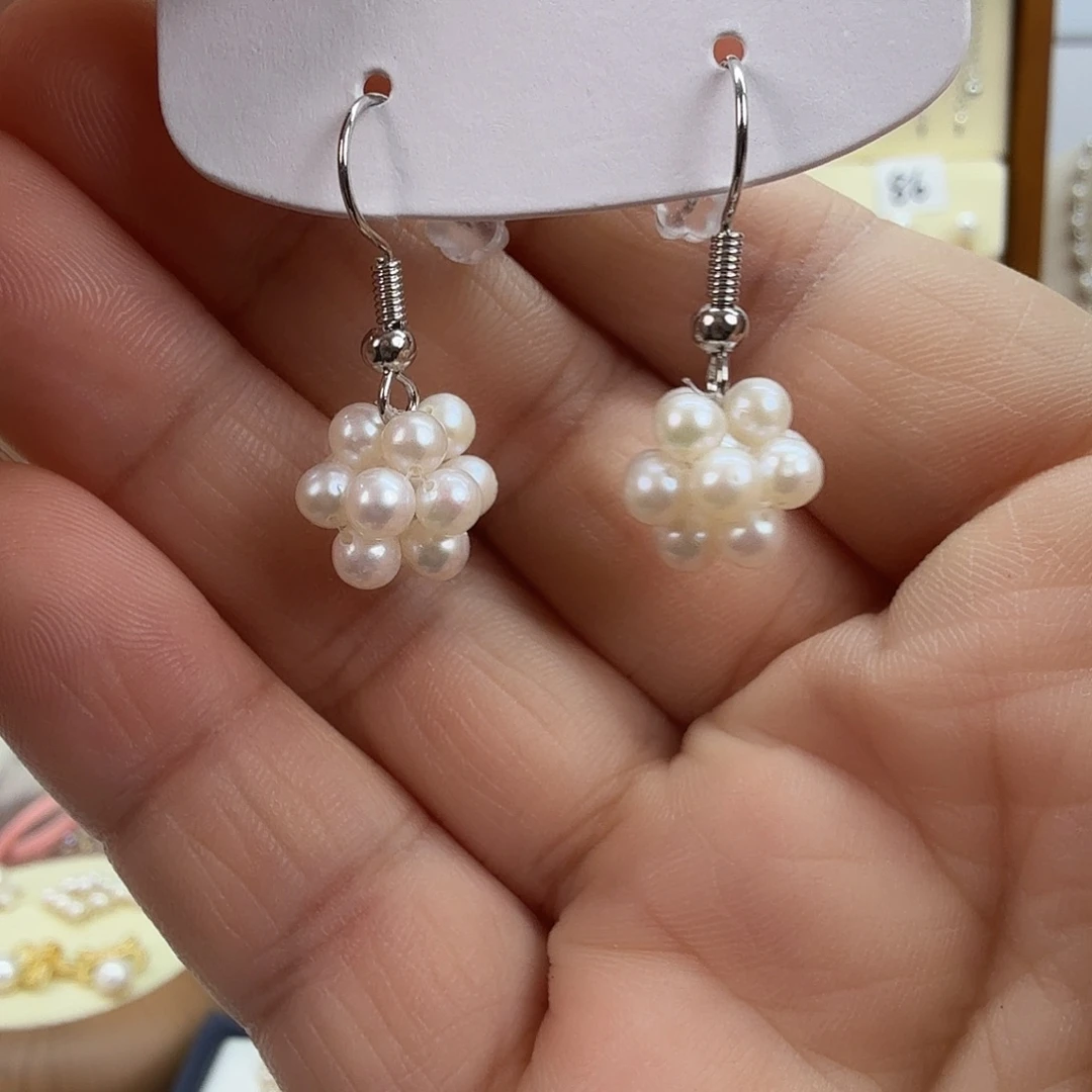 未镶嵌淡水珍珠耳饰