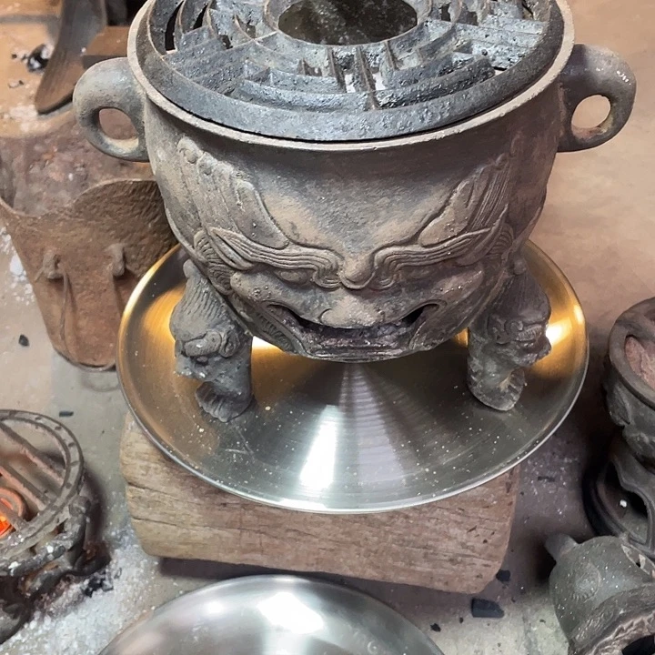 曾***贵铁非物质文化遗产制品