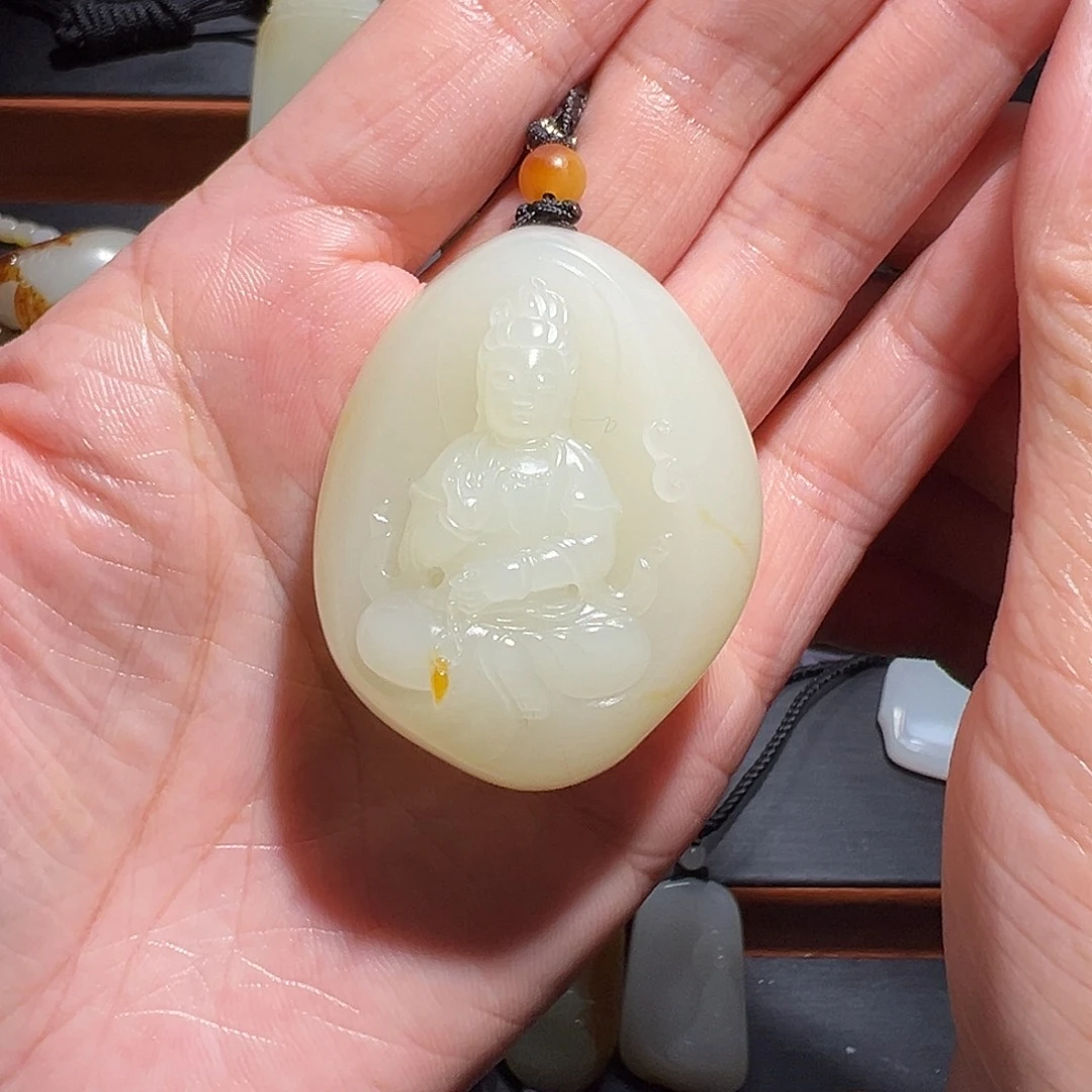 c***3和田玉未镶嵌颈饰