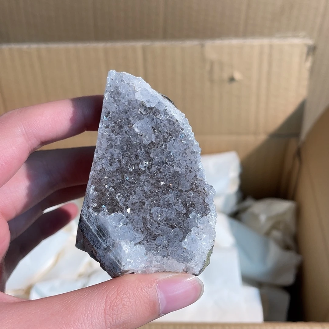 未镶嵌手串水晶晶洞 1号