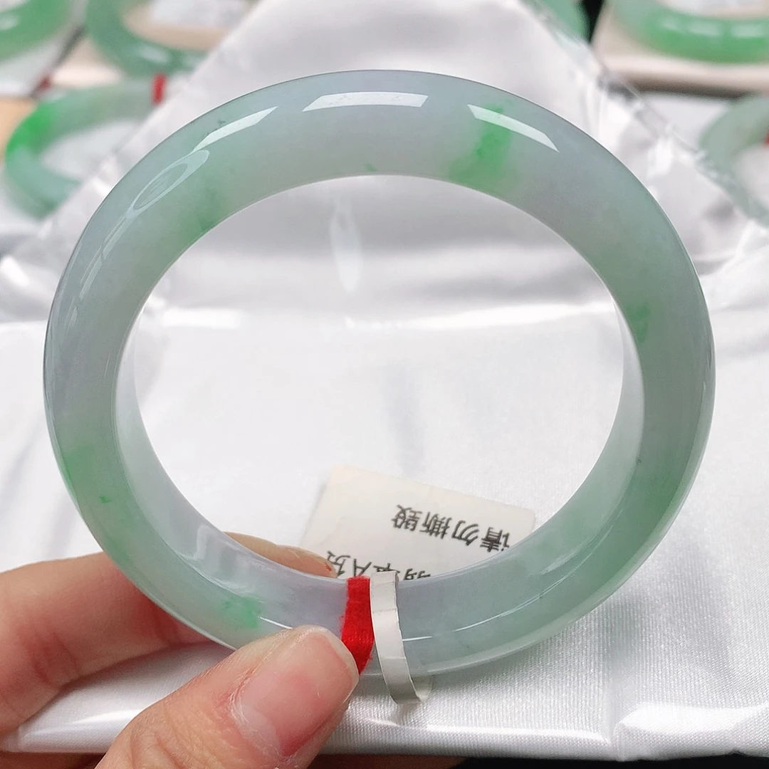 翡翠手镯未镶嵌天然翡翠手镯56