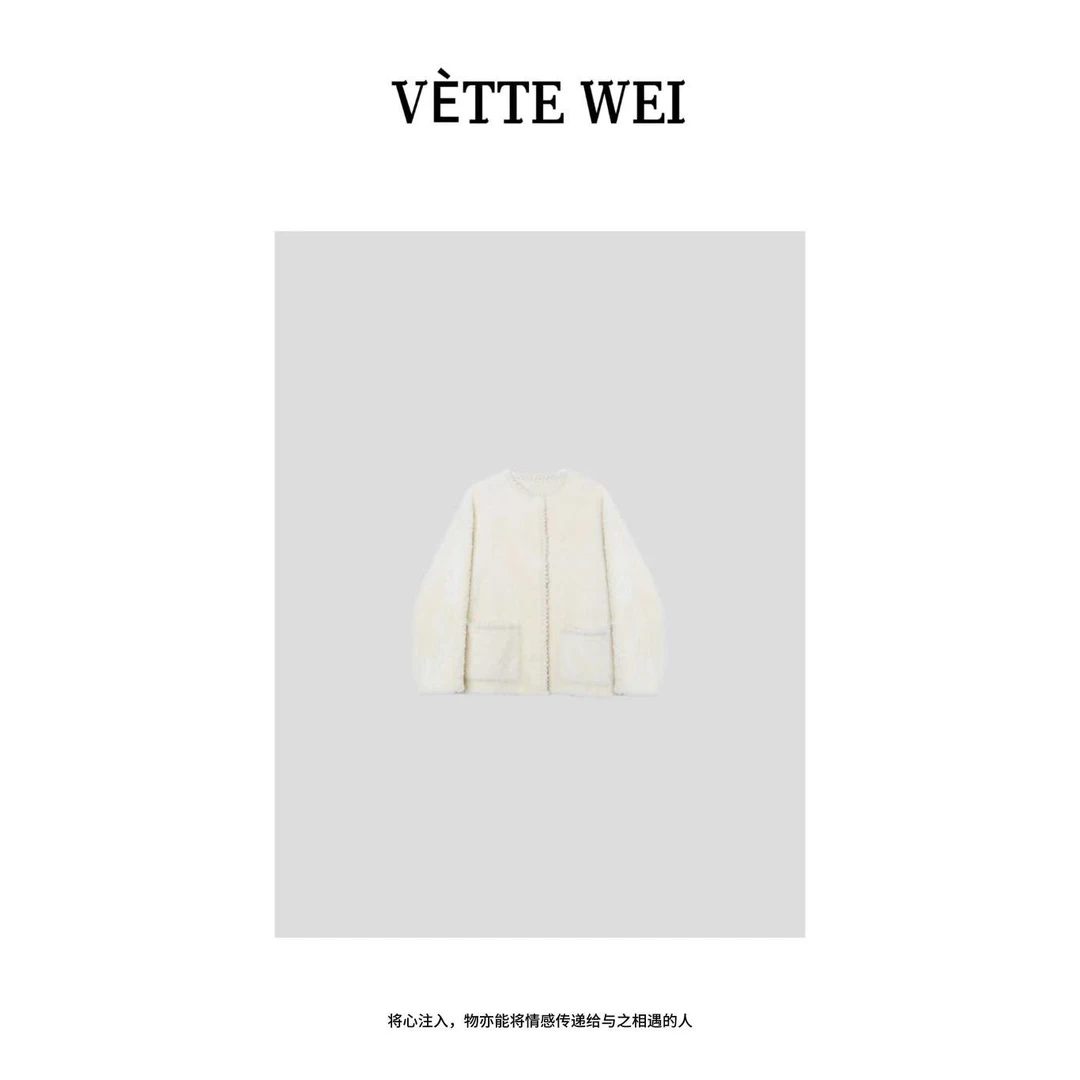 VÈTTE  WEI  “初雪日记”手勾穿皮拉贡羊皮毛一体外套  40076