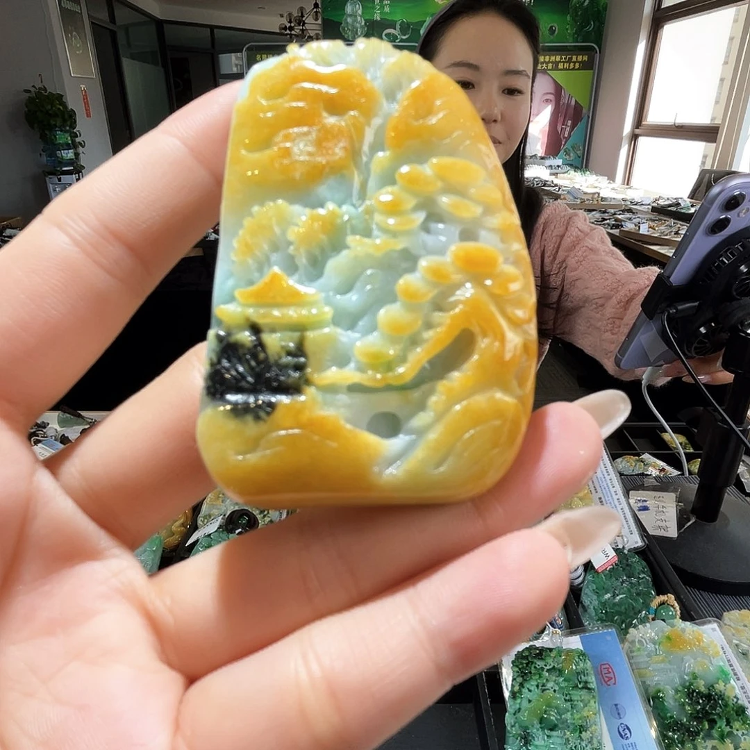 颈饰未镶嵌翡翠一