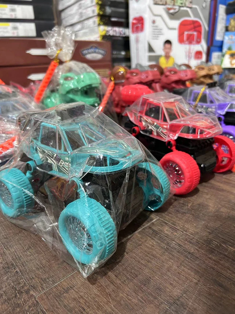 特技车【 直播间样品 不含电池 默认微瑕】 玩具