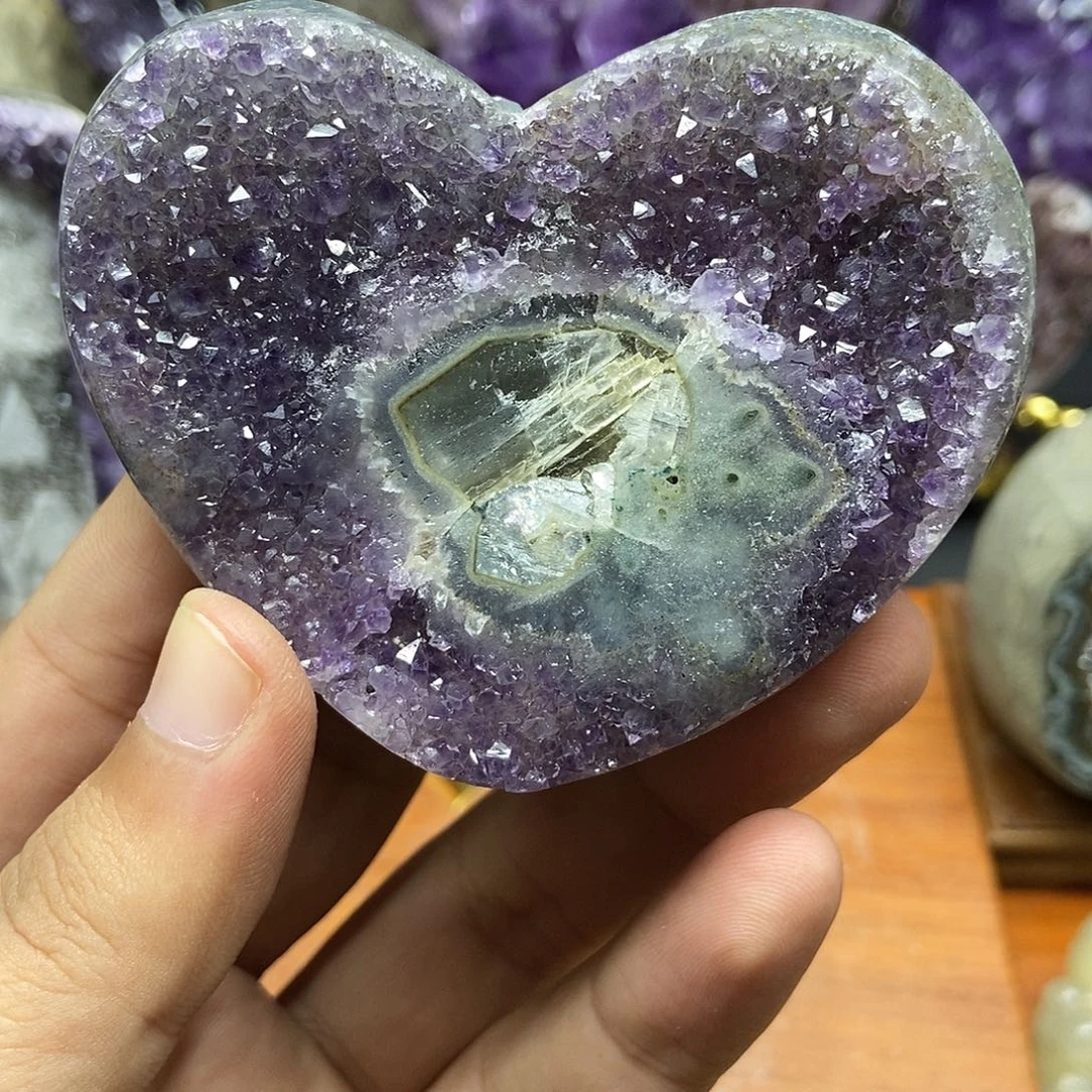 未镶嵌大型摆件（非配饰）水晶