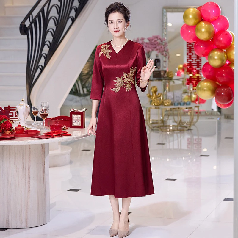 2025秋长款喜婆婆妈妈婚宴礼服裙日常穿优雅婚礼端庄气质连衣裙J