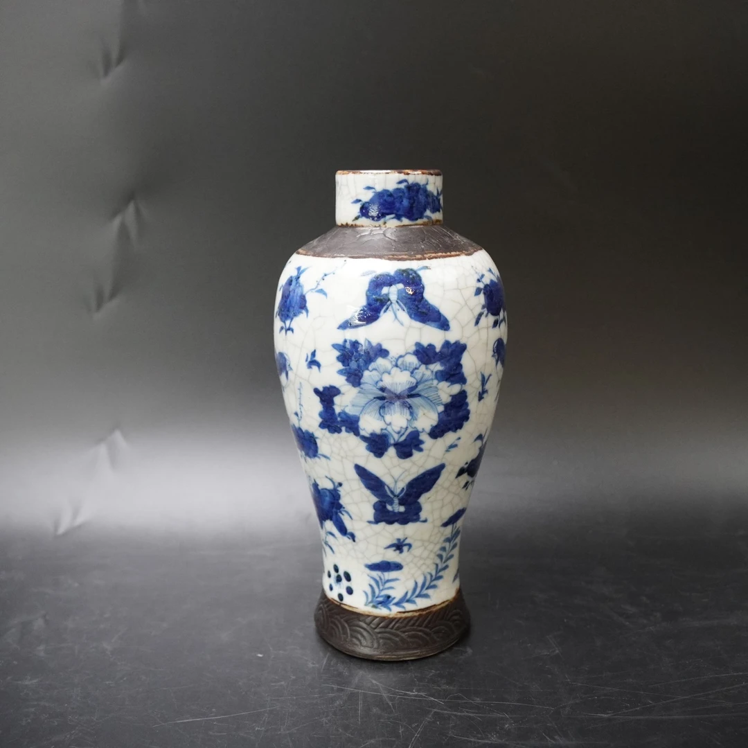 Lot.25072653清光绪哥釉青花花卉纹赏瓶 高：约25.7cm