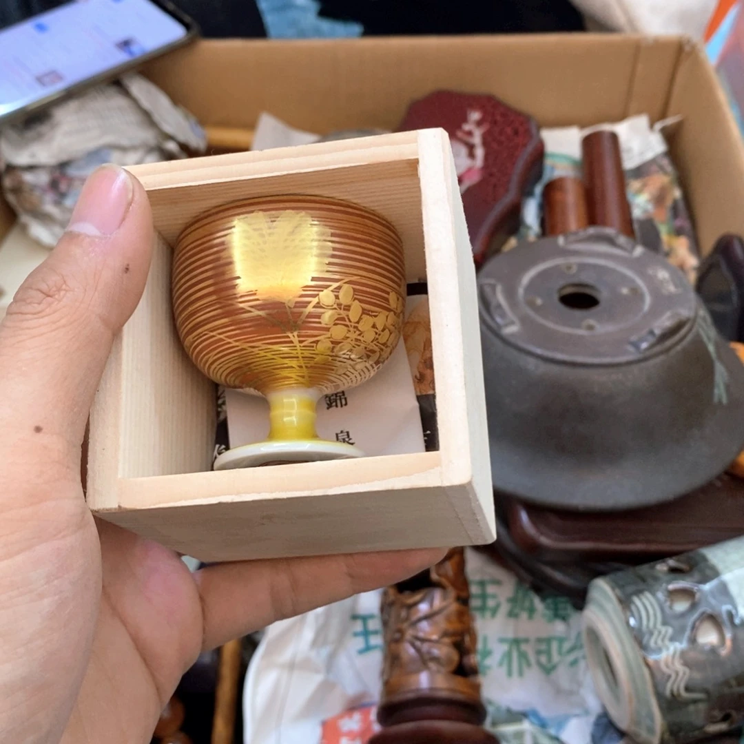 瓷片哈哈哈哈哈太