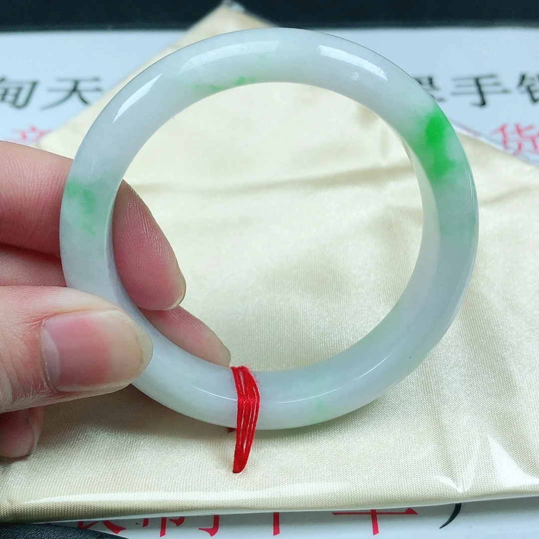 翡翠手镯未镶嵌圈53