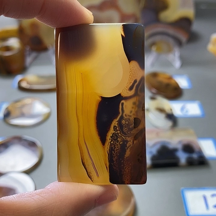 玛瑙/玉髓未镶嵌珠宝半成品91