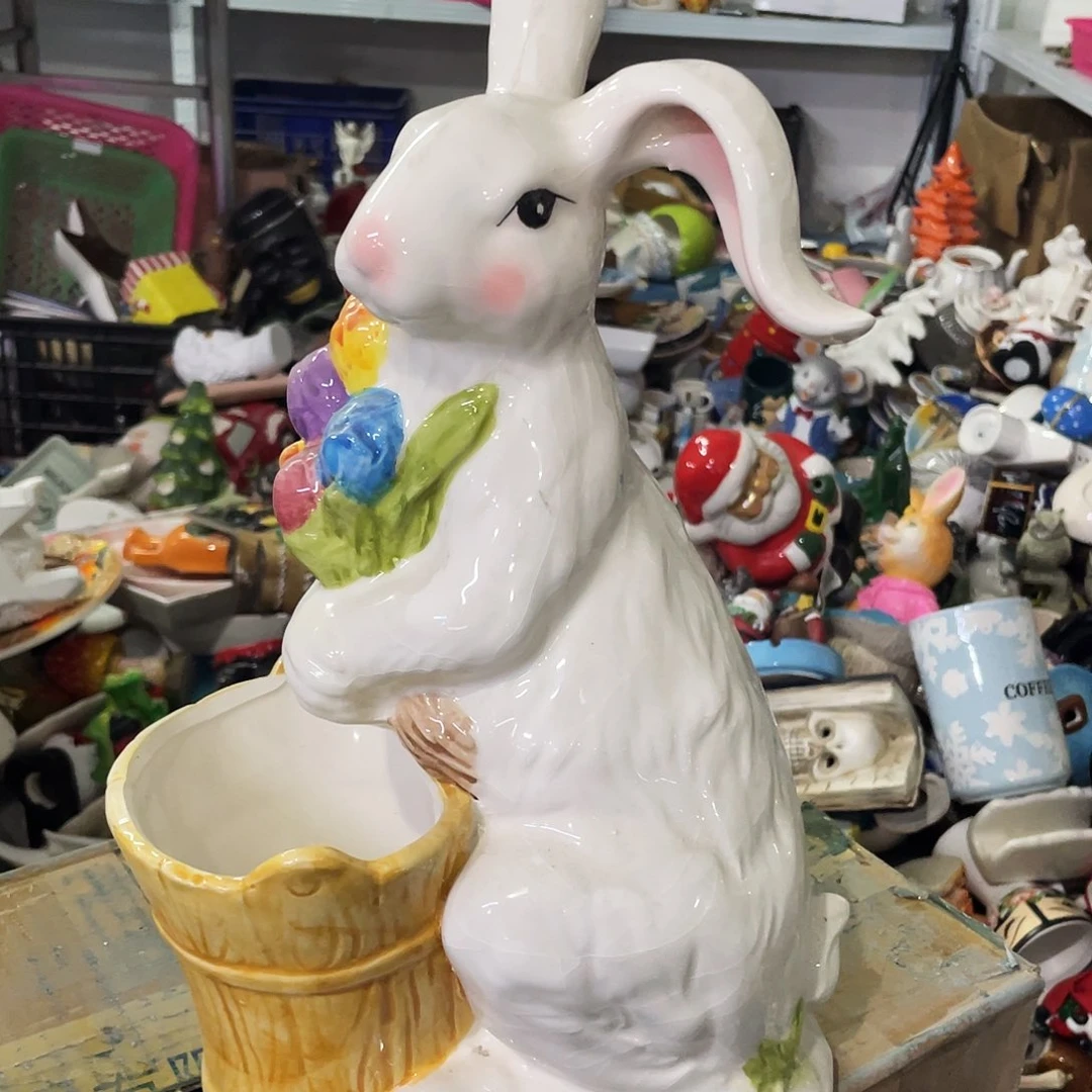 摆件浅*颜   封釉。 微瑕。     