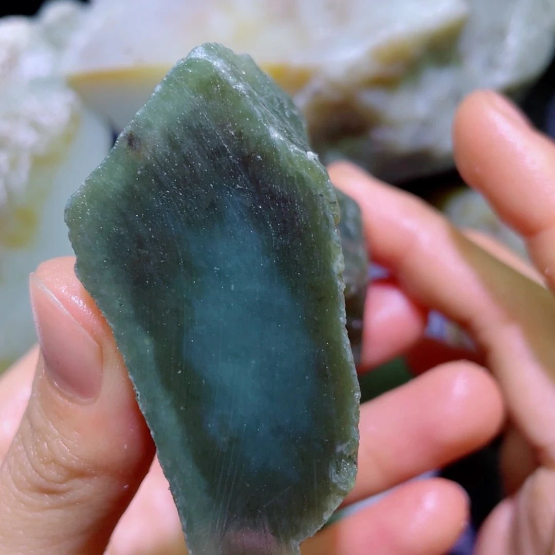 和田玉未镶嵌珠宝半成品