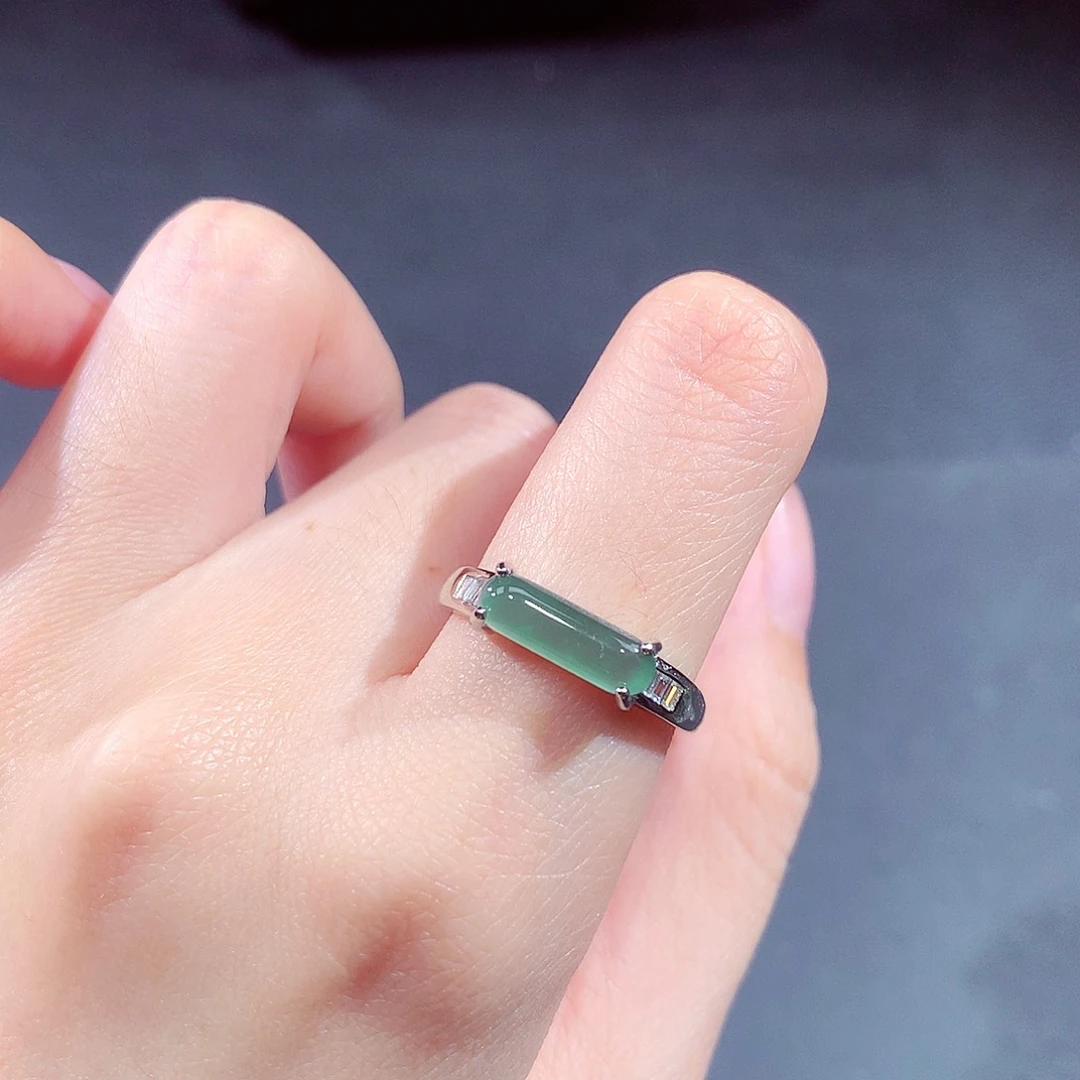 未镶嵌戒指翡翠翡翠