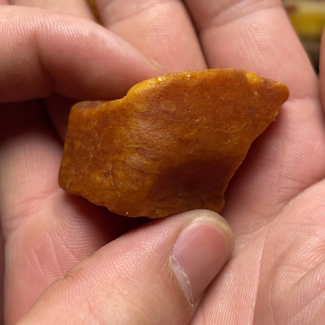 定制琥珀未镶嵌欢****年琥珀蜜蜡私人定制