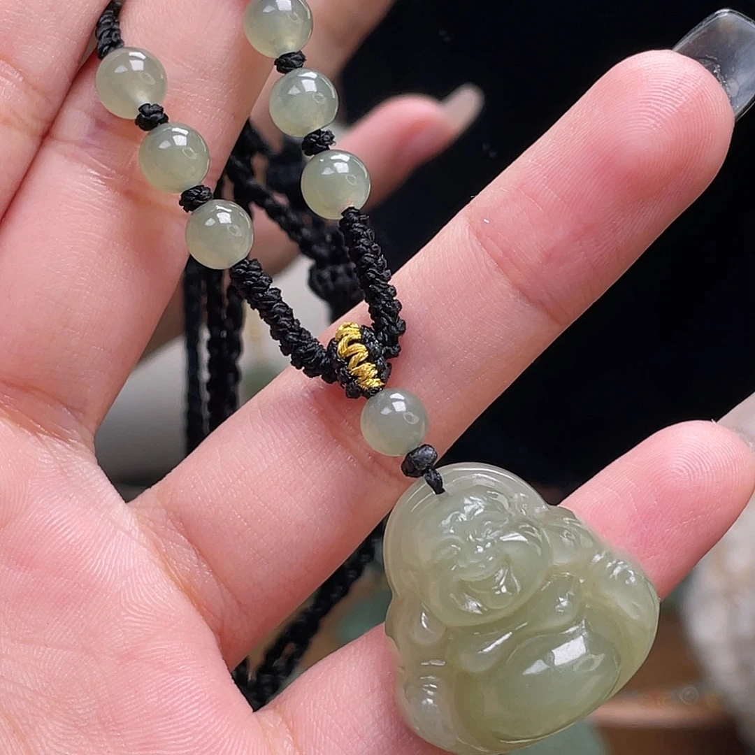 和田玉未镶嵌颈饰25中