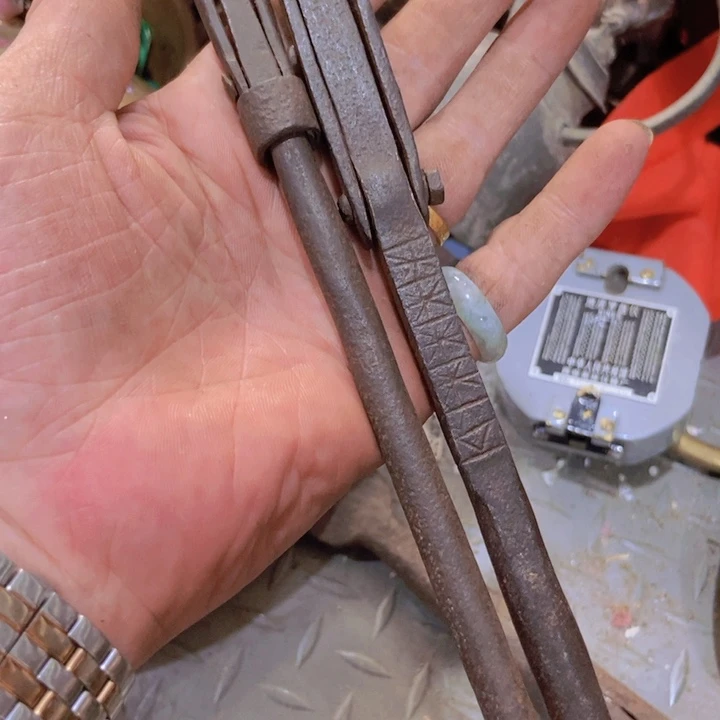 陶瓷疋*啊哦哟铁器工艺品摆件