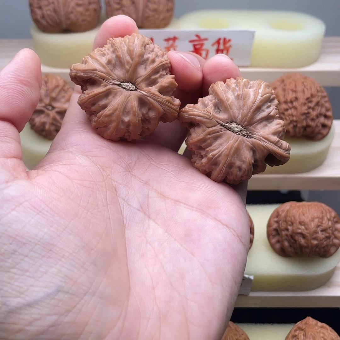 吊坠文玩核桃45全品白狮子