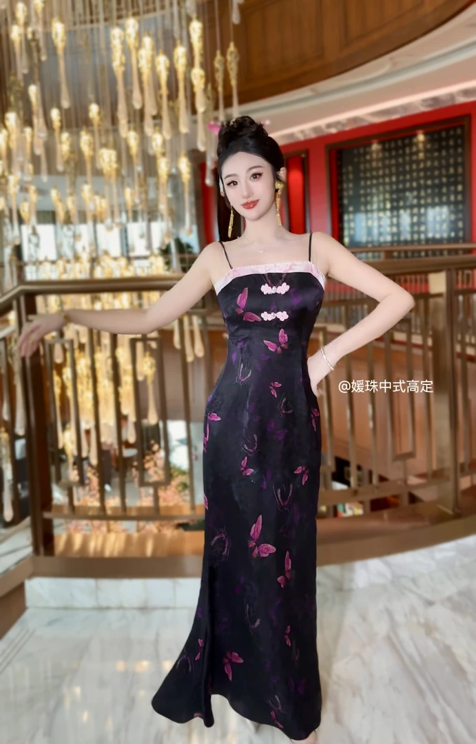 【媛珠 琼楼女主】重工显瘦新中式黑色吊带裙长款修身性感夏季印花