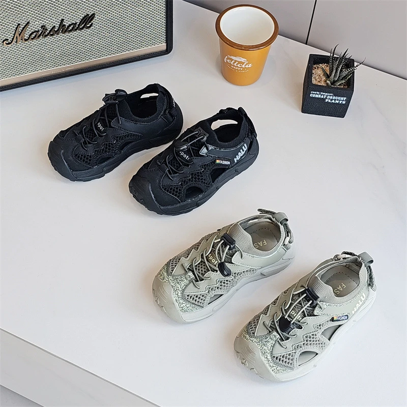 82090童鞋2025夏款韩版时尚中性风男女童宝宝包头凉鞋户外沙滩鞋