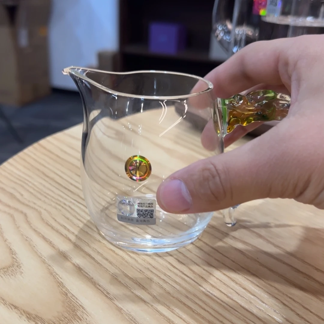 禾器隆宇茶海迷翠色