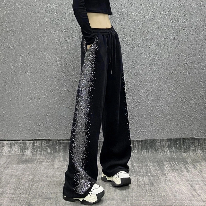 夏季显瘦直筒阔腿长裤2025潮流新款黑色重工烫钻帅气运动休闲裤女