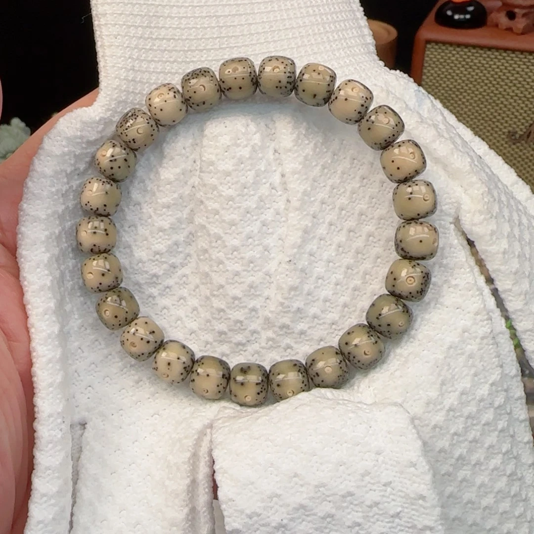 星月菩提手串大留白果冻9*8