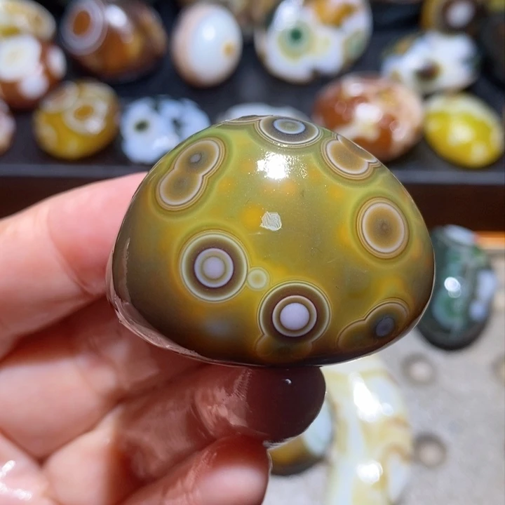 未镶嵌玛瑙/玉髓珠宝半成品118