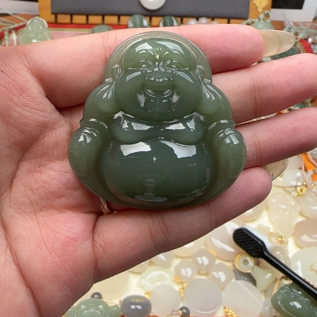 和田玉颈饰未镶嵌强*哥