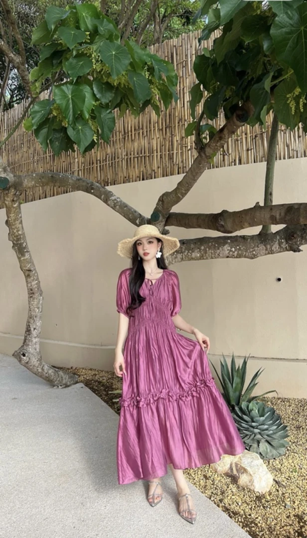 【BAI】夏季新款显瘦修身泡泡袖压褶连衣裙62172