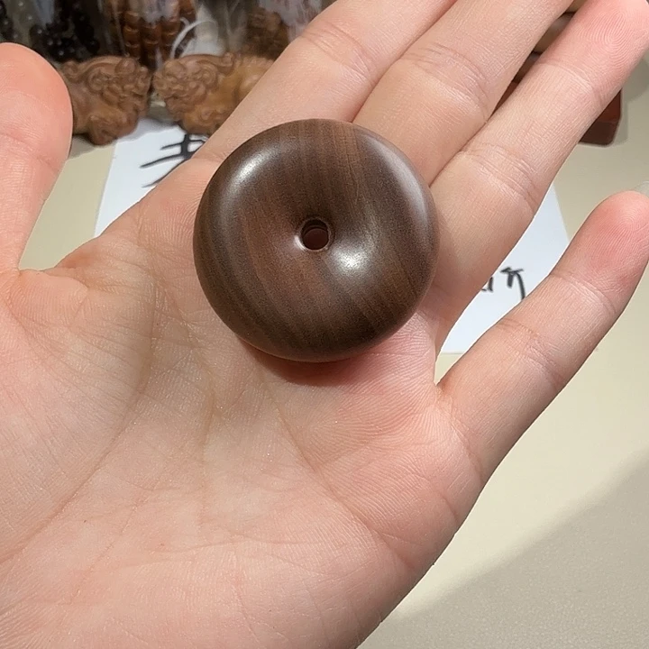 檀香木印度迈索尔老山檀香黑肉精工平安扣全品