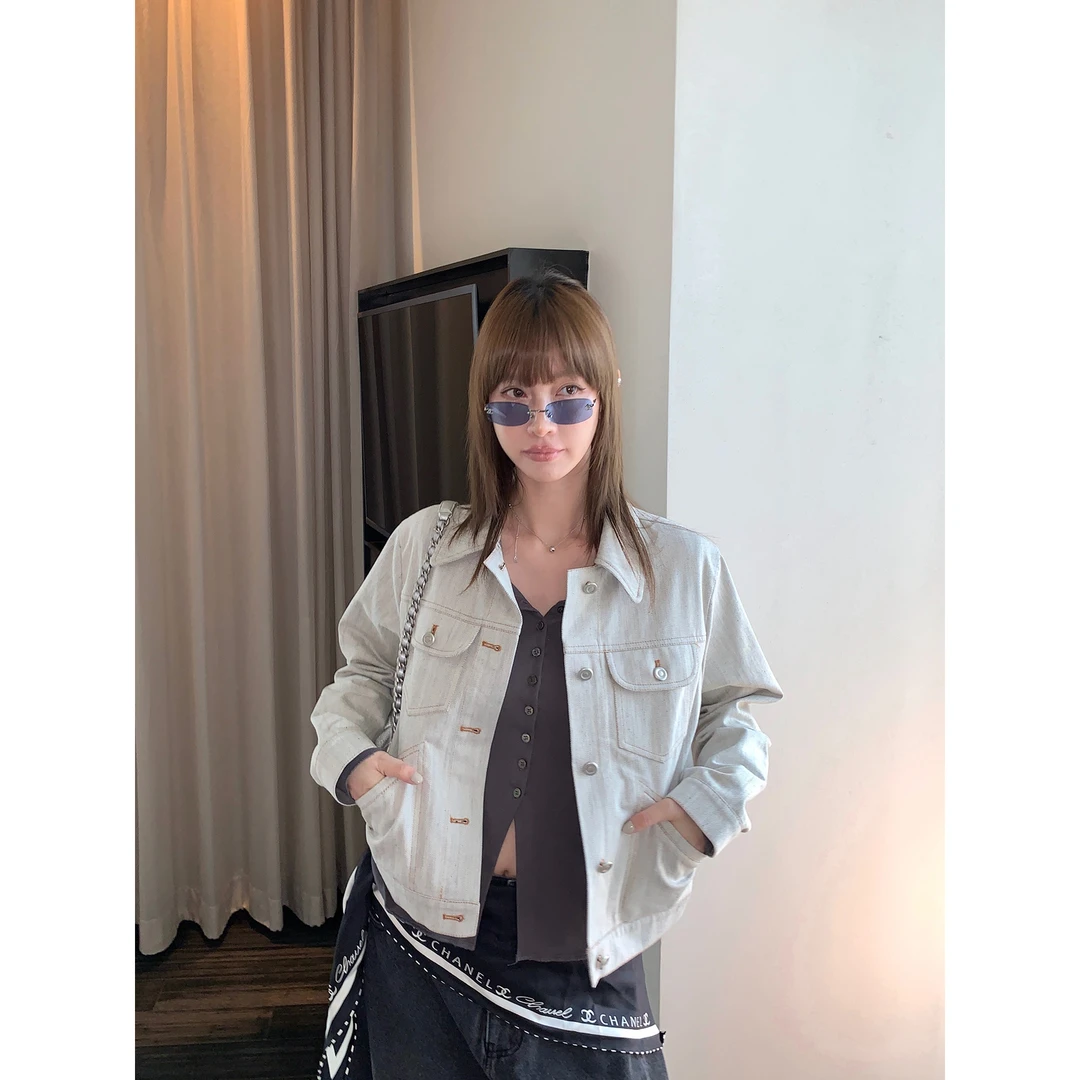 韩系复古米白色水洗明线牛仔外套女秋季2025新款百搭宽松时尚夹克