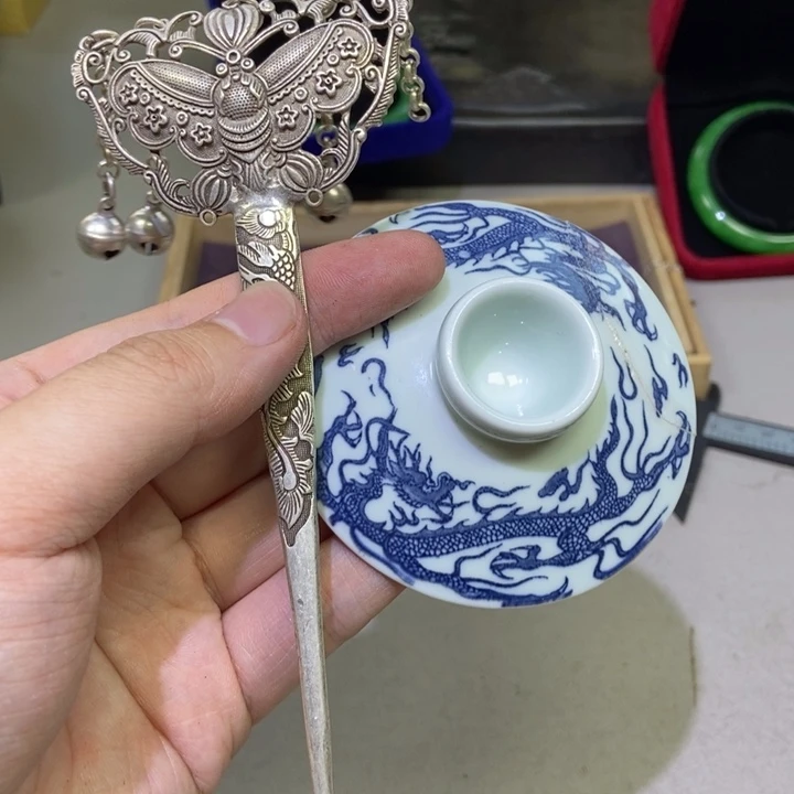 瓷片哈哈哈哈哈哈哈一哈哈