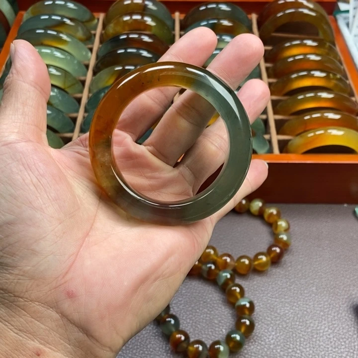 霹***包未镶嵌蛇纹石玉手镯手串戒指吊坠