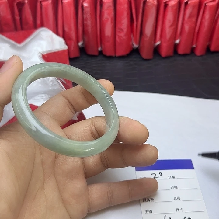 未镶嵌手镯翡翠68