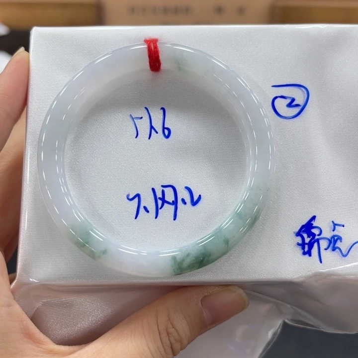 未镶嵌手镯翡翠走**好翡翠
