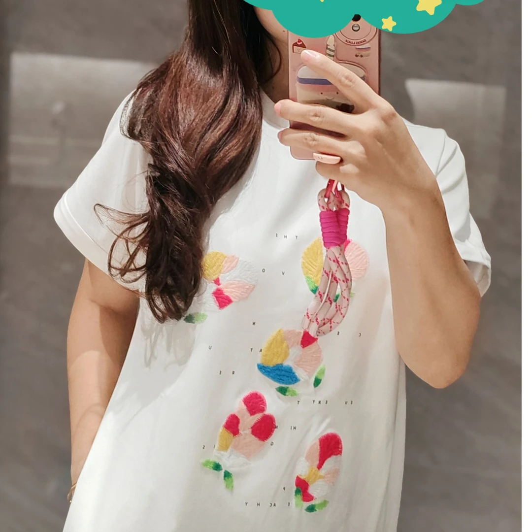 【奥】夏季新款仙桃刺绣T恤长款白色休闲百搭宽松连衣裙-AU356