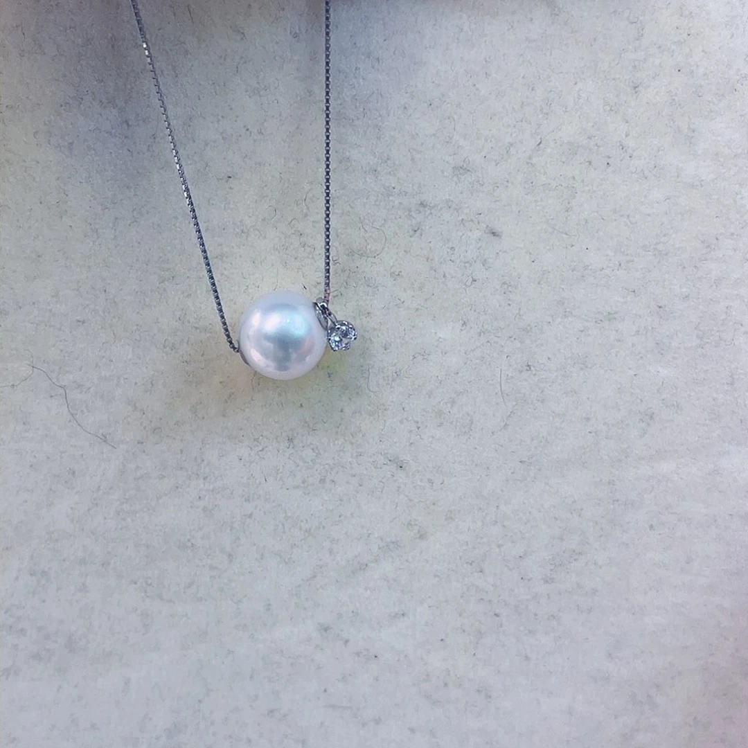 淡水珍珠吊坠(赠链)18K金镶嵌