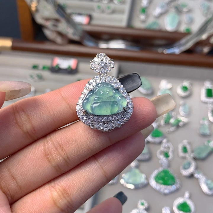 翡翠未镶嵌吊坠(不含链)