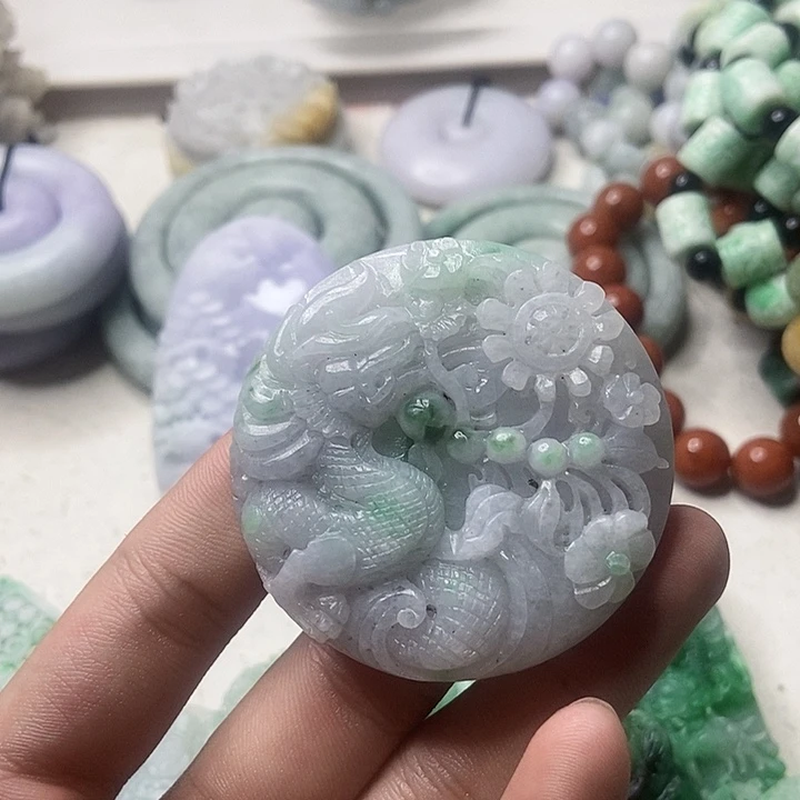 定制翡翠未镶嵌天然翡翠