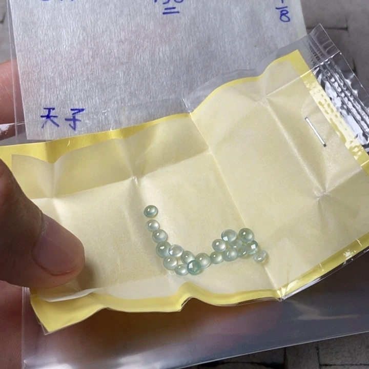 天***江定制翡翠未镶嵌翡翠戒指挂件戒指